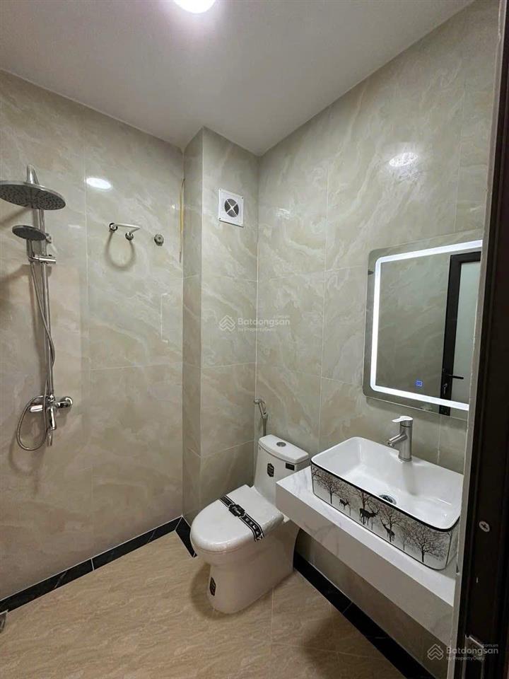 Nhà mới phúc thành  hà đông (gần cầu mai lĩnh) dt 42m, 5 tầng, ô tô đỗ cửa, gần đường ql6 đang làm