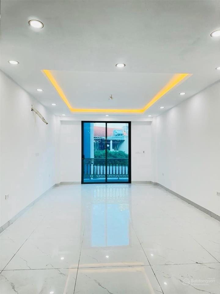 Nhà đẹp nguyễn văn trỗi, hà đông, dt 43,5m, 5 tầng, mt4, thang máy, ô tô đỗ cửa!