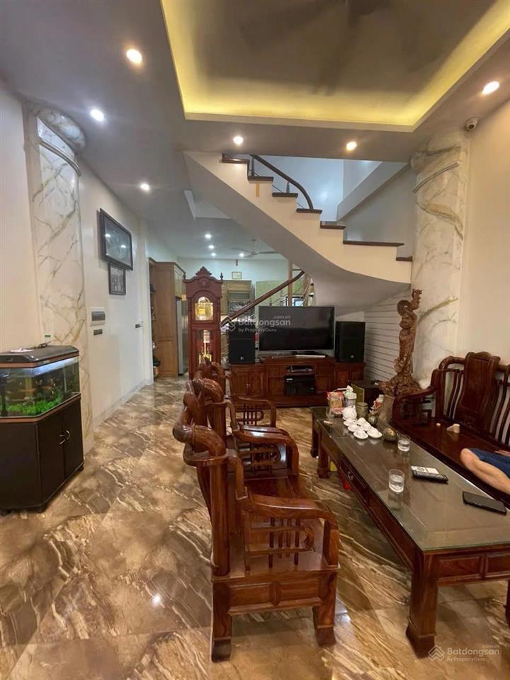 Nhà đẹp ngô quyền  hà đông  dt 67m2  4 tầng  mt 4,3m  giá hơn 12 tỷ  ô tô cách 30m kế