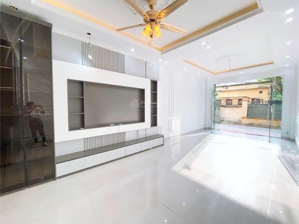 Nhà mới đẹp  phan đình giót  hà đông  dt46m  5 tầng  thang máy  ô tô vào nhà