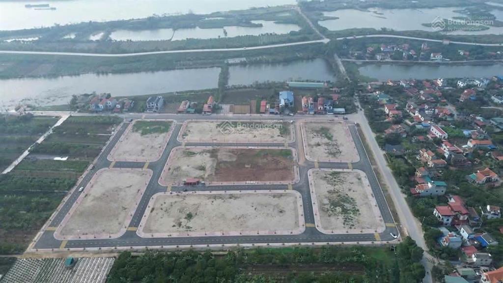Bán đất đấu giá phạm hồng thái view vườn hoa công viên mà giá chưa đến 27tr/m