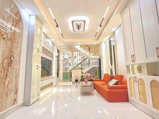 Mt tùng thiện vương  45m2  3 tầng  xe tải đổ cửa  giá chỉ 5 tỷ