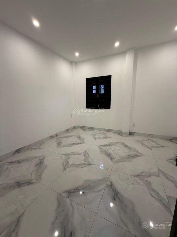 Bán nhà tuy lý vương q8  50m2  mt 5m nở hậu  4 tầng mới xây btct  không lộ giới  giá 6.3 tỷ