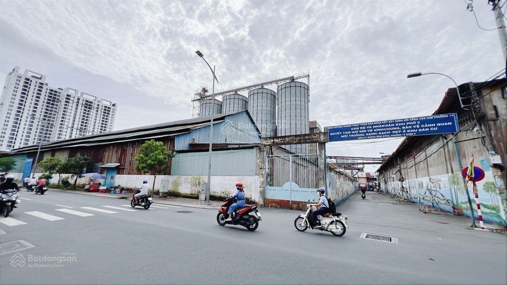 Bến bình đông 42m2  3.4 tỷ  nở hậu 5.5m  hẻm ba gác  2 tầng btct  tiềm năng tăng giá