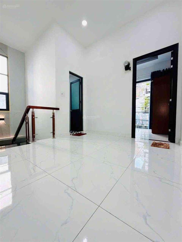 Bán nhà 2mt hẻm 6m âu dương lân  4 pn nội thất mới  5.5x14m  giá chỉ 6.58 tỷ tl