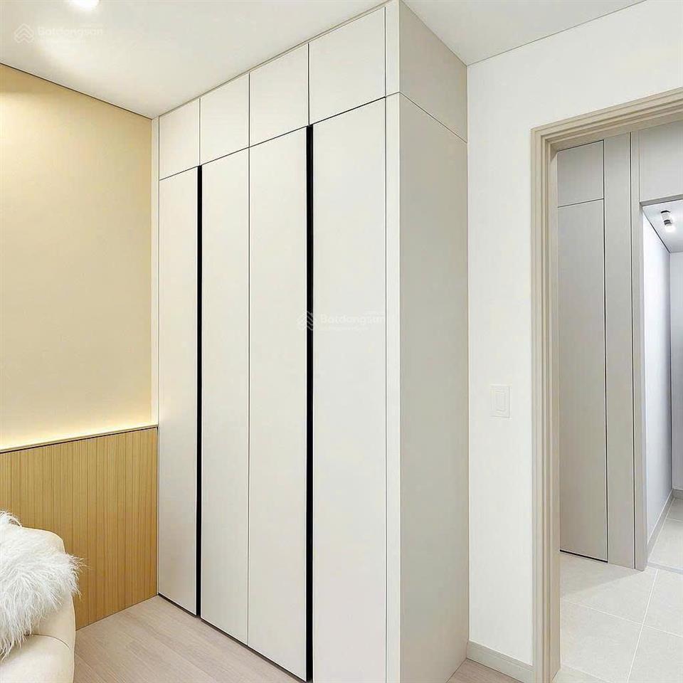 Bán gấp căn 1pn  46m² tại tòa k8 starlake tây hồ tây giá 7,2 tỷ.  0915 568 ***