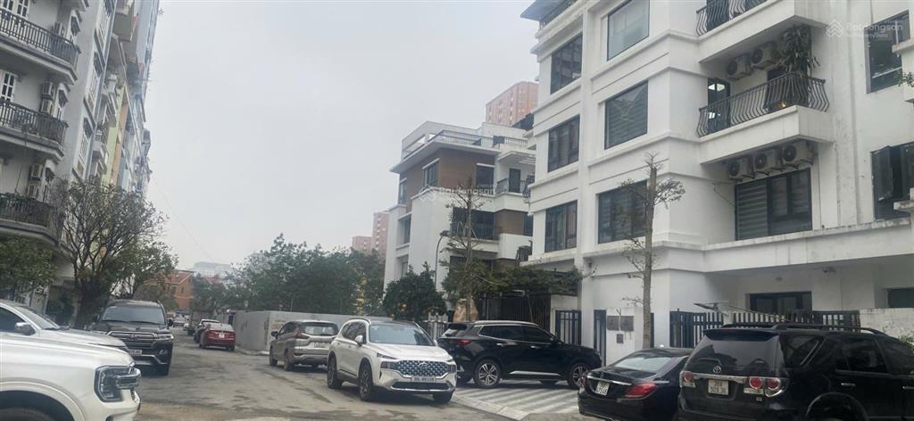 Cực hiếm!! liền kề diện tích nhỏ romantic park 90m2  39 tỷ  0915 568 ***