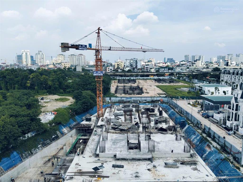 Chính chủ mua đợt 1 cần chuyển nhượng gấp hđmb căn hộ 72m2 tầng cao tại jade square.  0915 568 ***