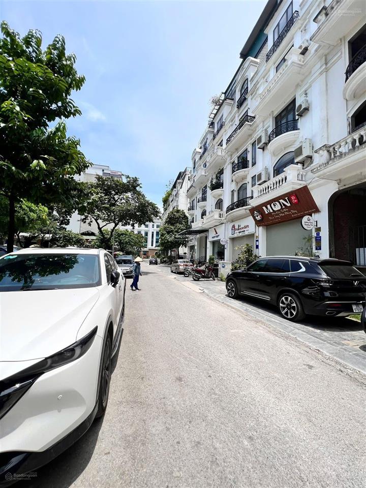 Bán gấp căn shophouse premier tôn thất thuyết mặt công viên cực hiếm, giá 42 tỷ