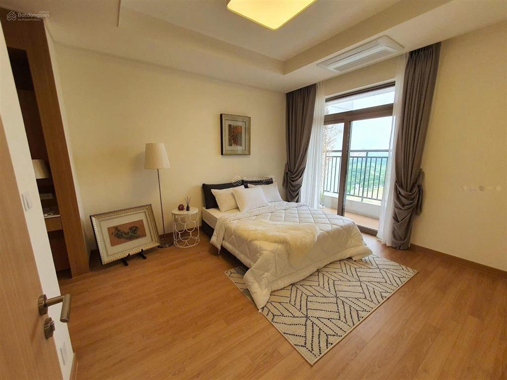 Mới ra  căn 4 phòng ngủ một trong số ít tại h9 starlake tây hồ tây cần bán  154m²  29 tỷ