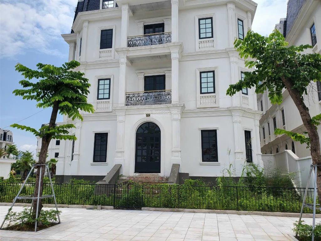 Cần bán gấp biệt thự song lập jade square ngay phạm văn đồng 180m2  41 tỷ