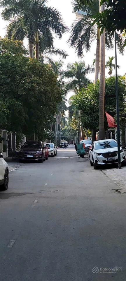 Bán gấp biệt thự ciputra khu c2 diện tích 126m2 giá 45 tỷ