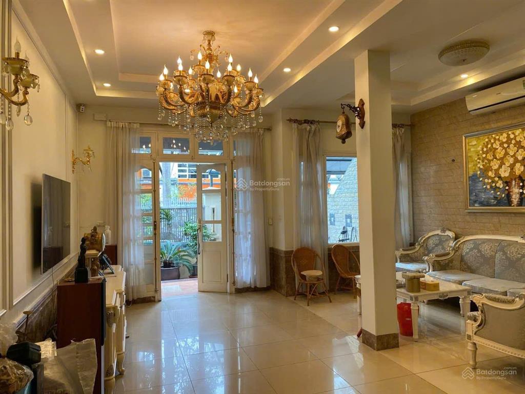 Bán gấp biệt thự ciputra khu c2 diện tích 126m2 giá 45 tỷ