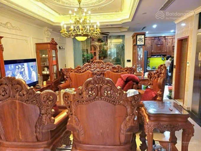 Chủ nhà khó khăn tài chính bán gấp căn liền kề mặt vườn hoa romantic park 120m2