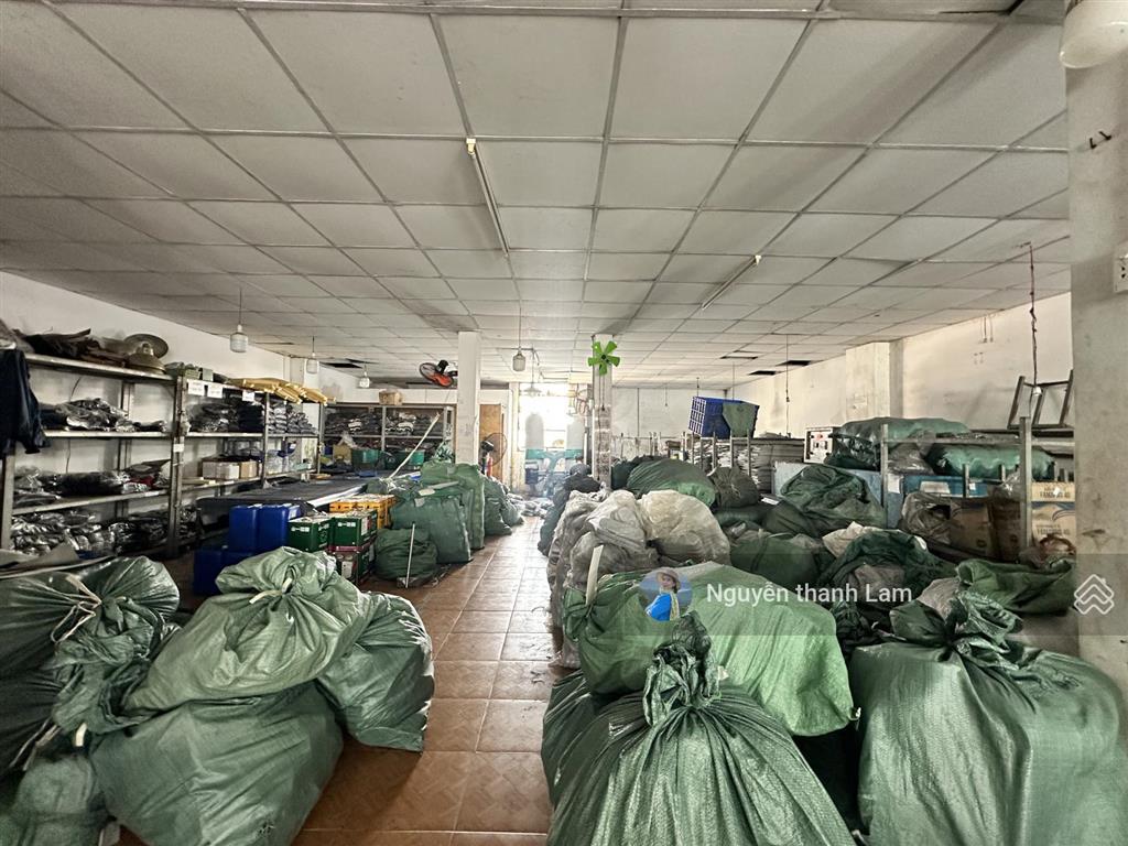Bán căn nhà vừa ở vừa kinh doanh công ty dtsd 1000m2 ngay ht6  nguyễn ảnh thủ tân thới hiệp q12