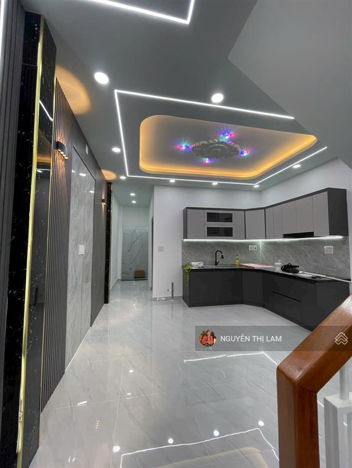 Nhà mới tinh full nội thất hẻm xe hơi tth06, q12 có 3pn 1 phòng thờ nhỉnh 5t