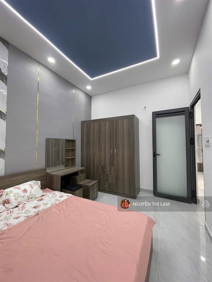 Nhà mới tinh full nội thất hẻm xe hơi tth06, q12 có 3pn 1 phòng thờ nhỉnh 5t