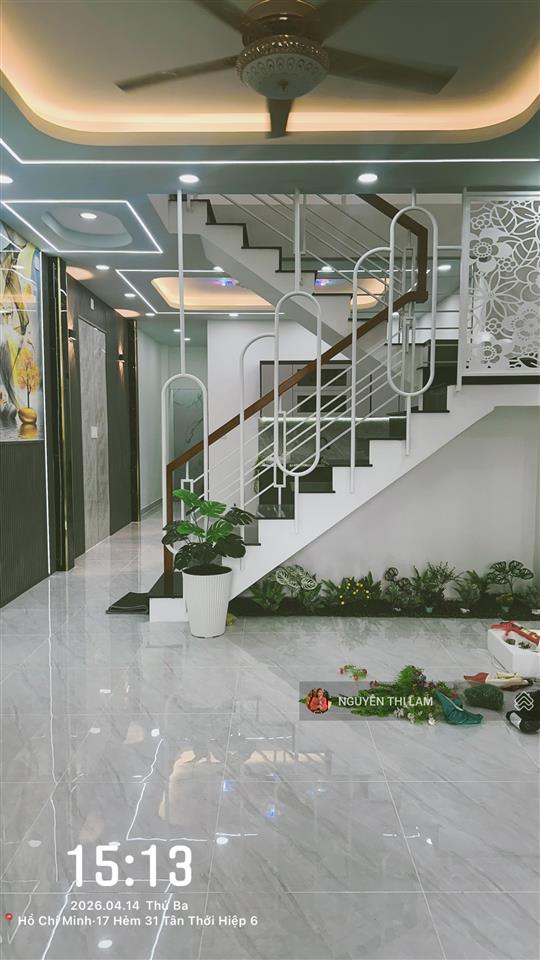 Nhà mới tinh full nội thất hẻm xe hơi tth06, q12 có 3pn 1 phòng thờ nhỉnh 5t