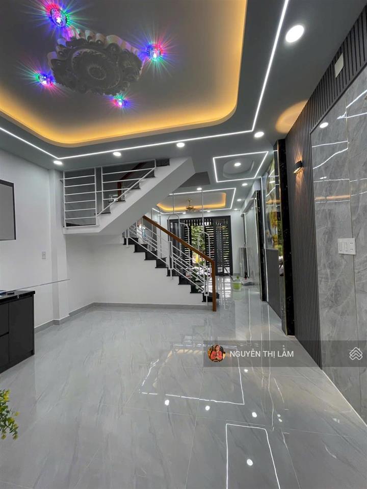 Nhà mới tinh full nội thất hẻm xe hơi tth06, q12 có 3pn 1 phòng thờ nhỉnh 5t