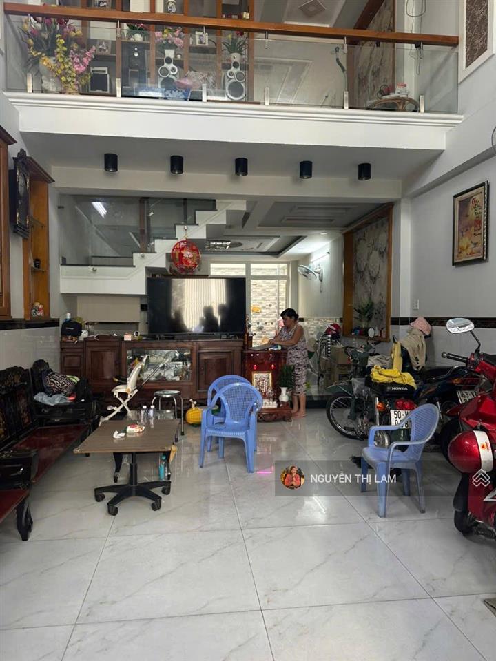 Nhà đẹp 1 sẹc ht26 kiến trúc hiện đại xe hơi đậu cửa  nguyễn ảnh thủ  hiệp thành 17  quan 12