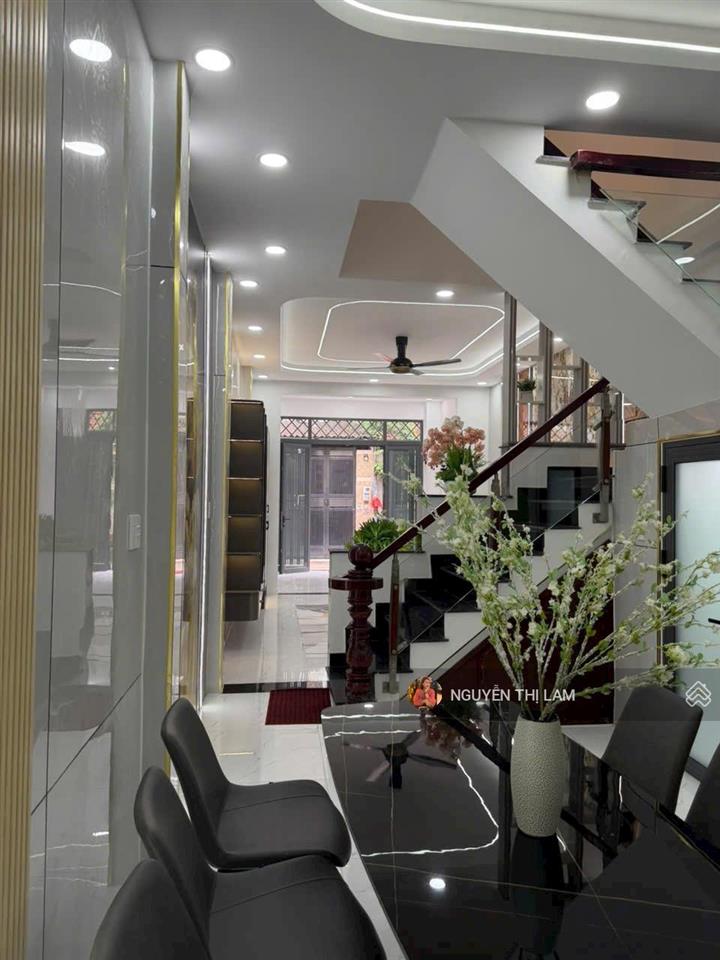 Căn nhà đẹp mới full nói thất tch08 ngay tân chanh hiệp quan 12 có 3 lẩu nhỉnh 5t