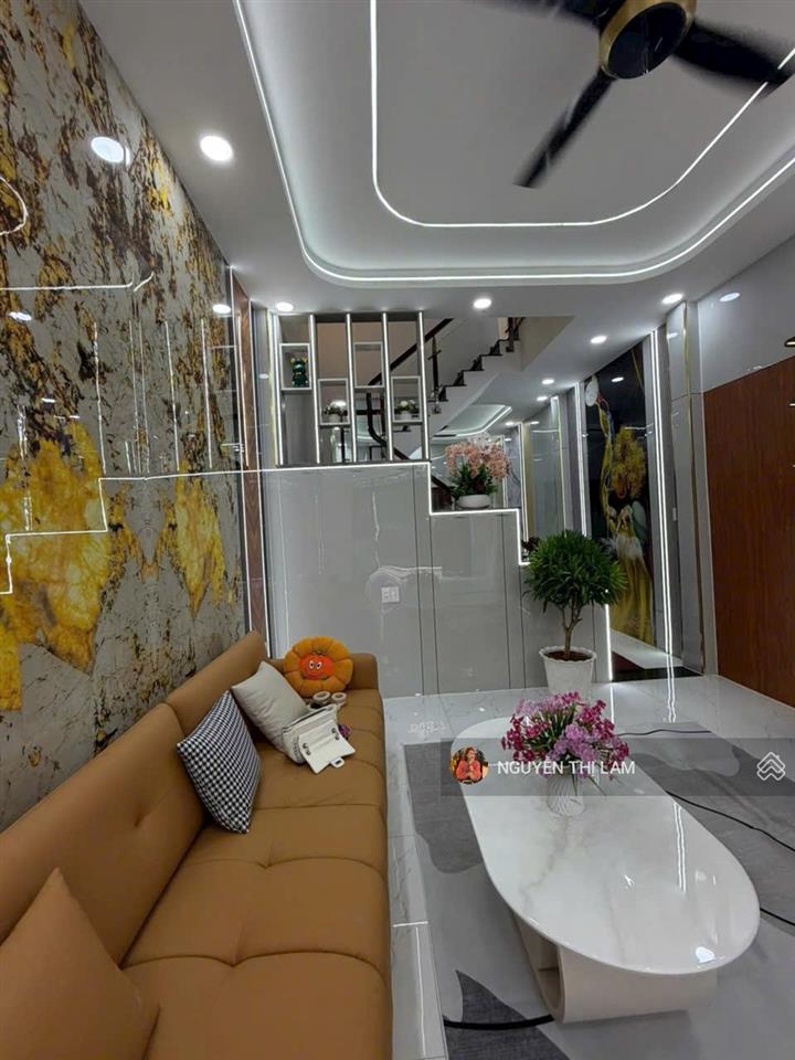 Căn nhà đẹp mới full nói thất tch08 ngay tân chanh hiệp quan 12 có 3 lẩu nhỉnh 5t