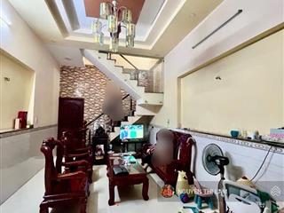 Bán căn nhà vừa ở vừa ch thuê phòng trọ ngay hiệp thành quận 12