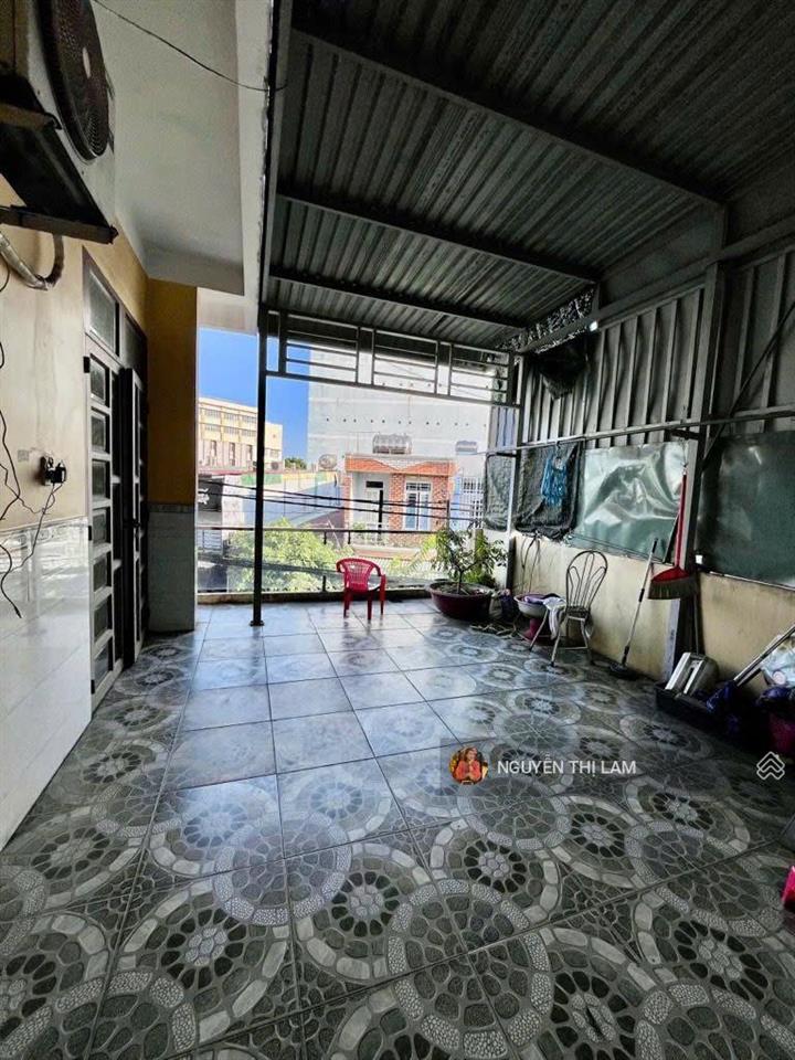 Bán căn nhà vừa ở vừa ch thuê phòng trọ ngay hiệp thành quận 12