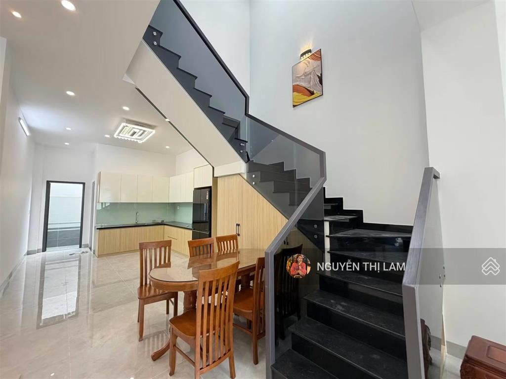 Chưa đen 50tr/m2 bán căn nhà lầu 92m2 nhỉnh 4tỷ hiệp thành quận 12