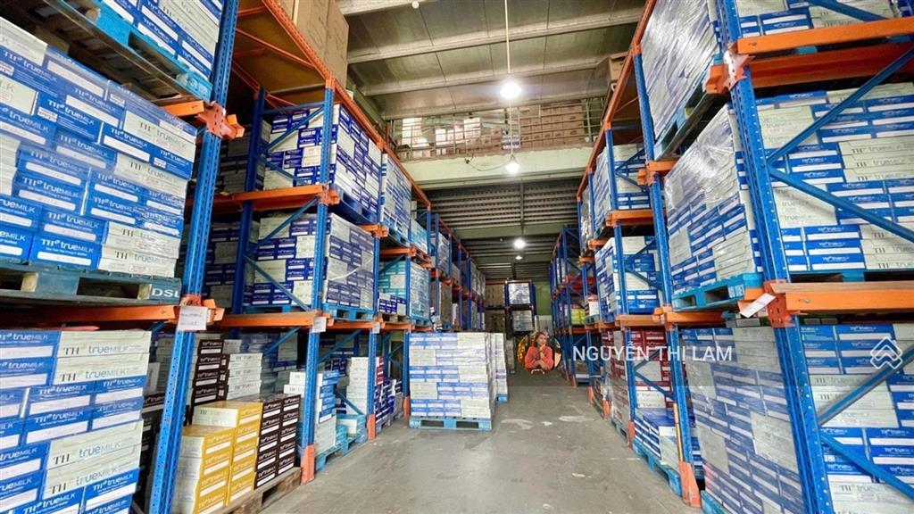 Kho xưởng nguyễn ảnh thủ pháp lý chuẩn giảm 500 triệu. giá mới chỉ 21,5 tỷ còn thương lượng