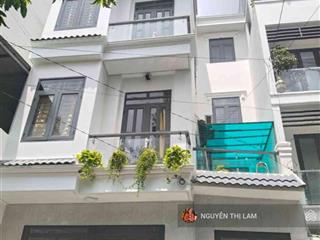 Hẻm 8m xe hơi 7 chỗ ngủ trong nhà ngang lớn phòng khách rộng shr chính chủ