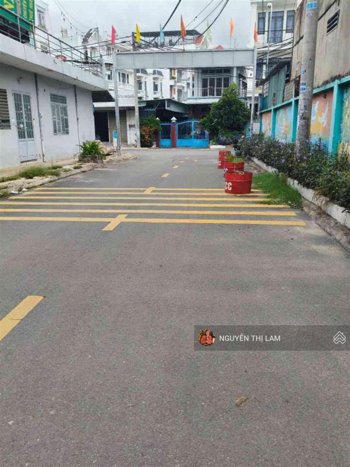 Hẻm 8m xe hơi 7 chỗ ngủ trong nhà ngang lớn phòng khách rộng shr chính chủ