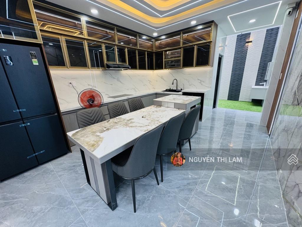 Siêu phẩm trung mỹ tây  phường an 12  nhà mới dg 8m ô tô ngủ trong nhà