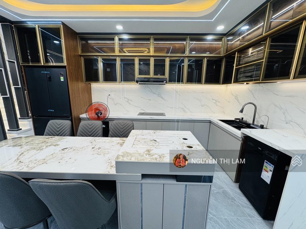 Siêu phẩm trung mỹ tây  phường an 12  nhà mới dg 8m ô tô ngủ trong nhà