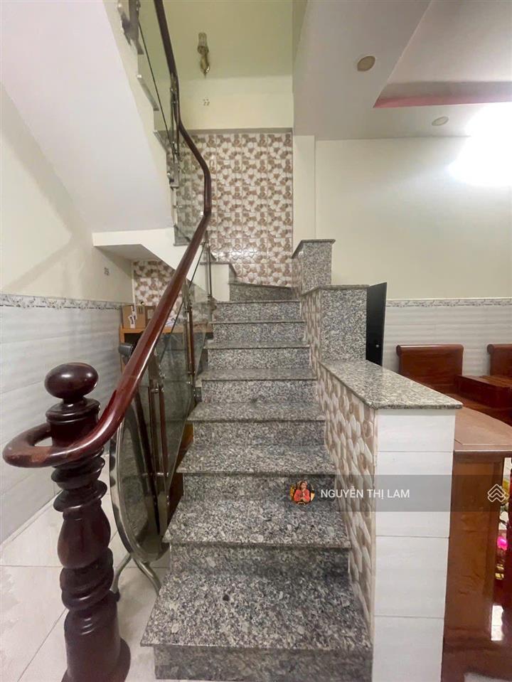 Mặt tiền nguyễn thị kiểu kinh doanh đa ngành nhà đẹp giá nhỉnh 8 tỷ