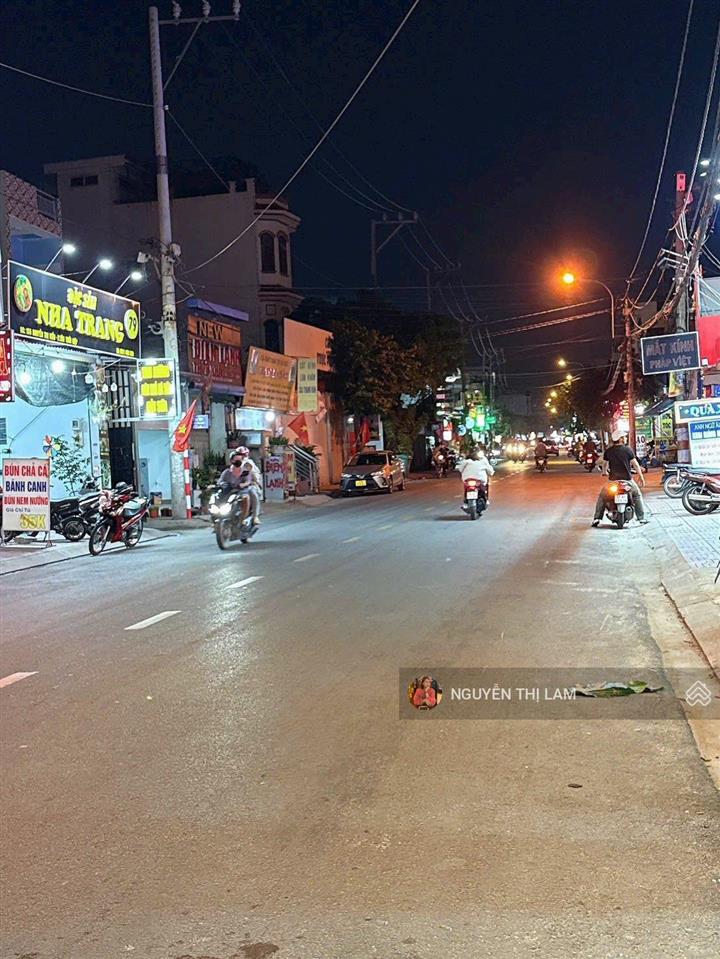 Mặt tiền nguyễn thị kiểu kinh doanh đa ngành nhà đẹp giá nhỉnh 8 tỷ