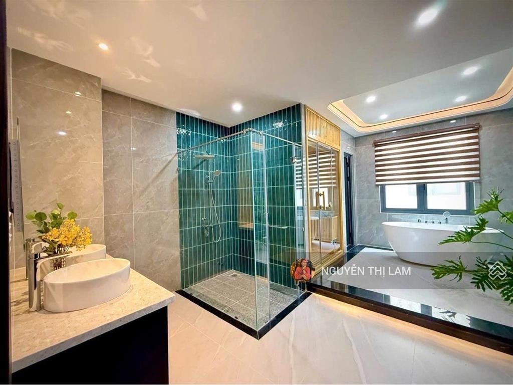*siêu phẩm nhà phố 5 tầng  xây mới  giáp gò vấp**