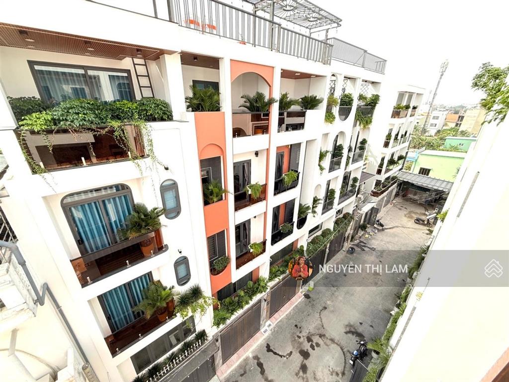 Hàng ngộp thạnh xuân 25 nhà đẹp, đường 8m, chỉ 5,7 tỷ!
