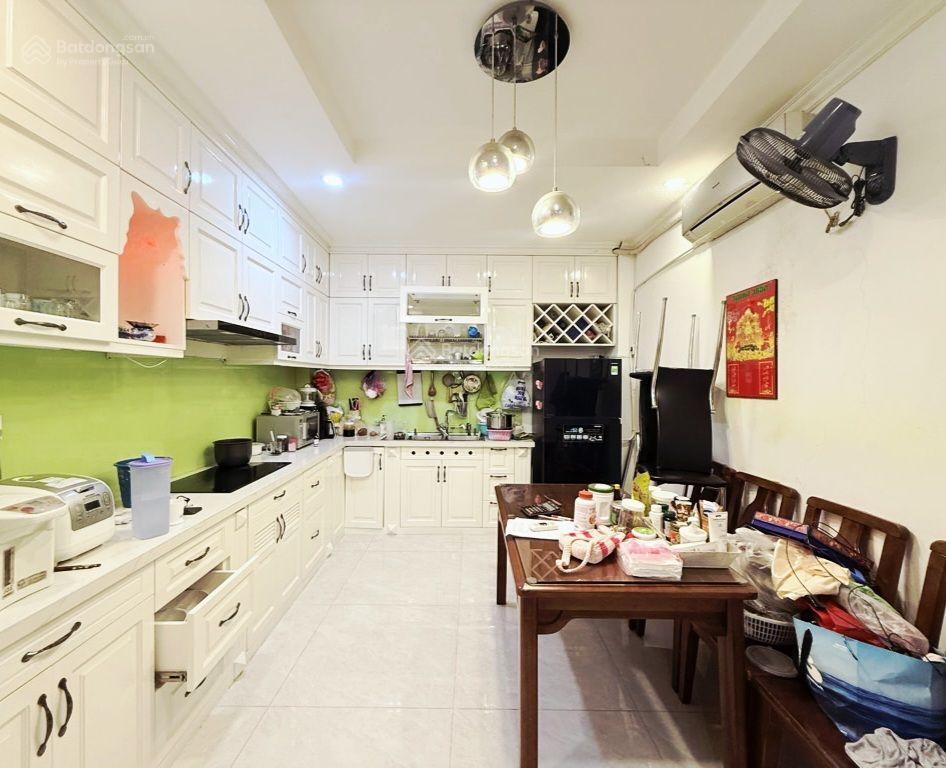 Chủ bán gấp nhà gần chợ bà chiểu, dt 60m2 (4.6x13m), 7pn, bùi đình túy, phường 12, bình thạnh