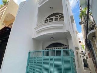 Nhà hẻm ba gác , khu an ninh yên tĩnh cách mt cmt8 đúng 1 căn (dt 33m2, lầu lầu đúc xây full)
