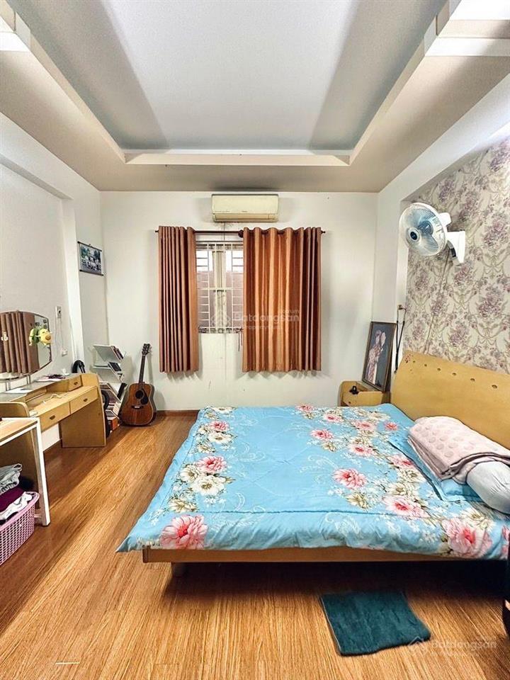 Bán nhà ở đẹp sd 63m2, 4 tầng, p15 ngay phan huy ích vài bước chân, ô tô thông khắp ngả
