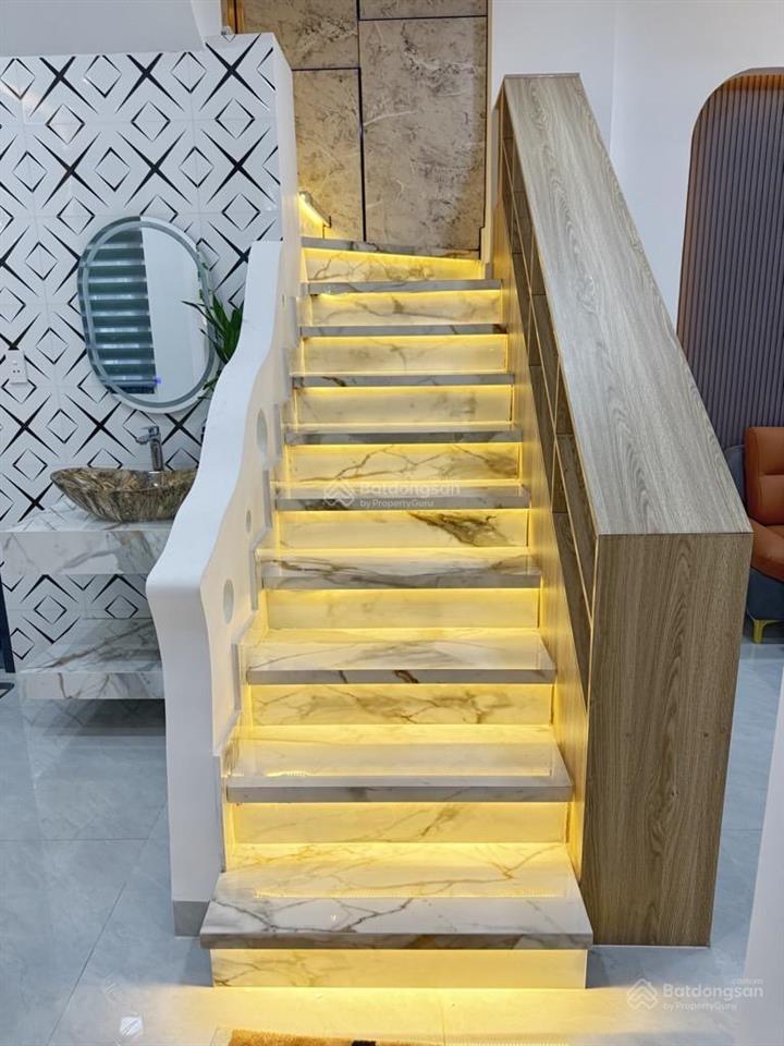 Hẻm xe hơi thông thoáng, 4pn, 6.7 tỷ full nội thất mới, sát phạm văn bạch, phan huy ích