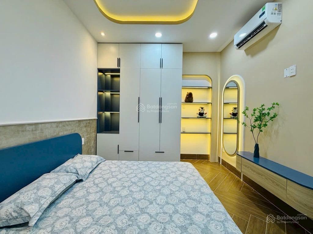 Hẻm xe hơi thông thoáng, 4pn, 6.7 tỷ full nội thất mới, sát phạm văn bạch, phan huy ích