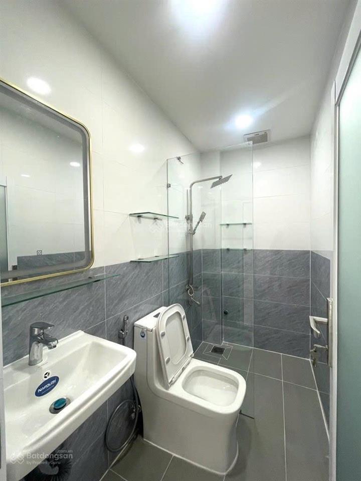 Bán nhà 50m2 hẻm xe hơi 5m, đỗ gần cách mặt tiền 10m. công nhận đủ ngay p15, phan huy ích, tân bình