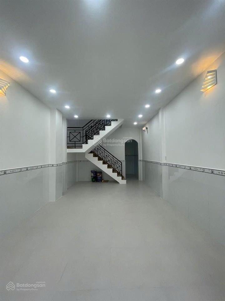 Bán nhà 50m2 hẻm xe hơi 5m, đỗ gần cách mặt tiền 10m. công nhận đủ ngay p15, phan huy ích, tân bình