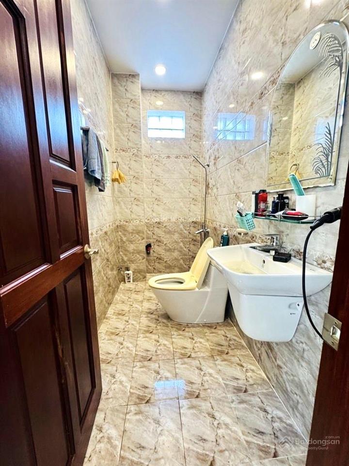 Hiếm  chủ gấp bán giảm 500tr  63m2  hxh  ngay phạm văn bạch  tân sơn (p.15)  tân bình