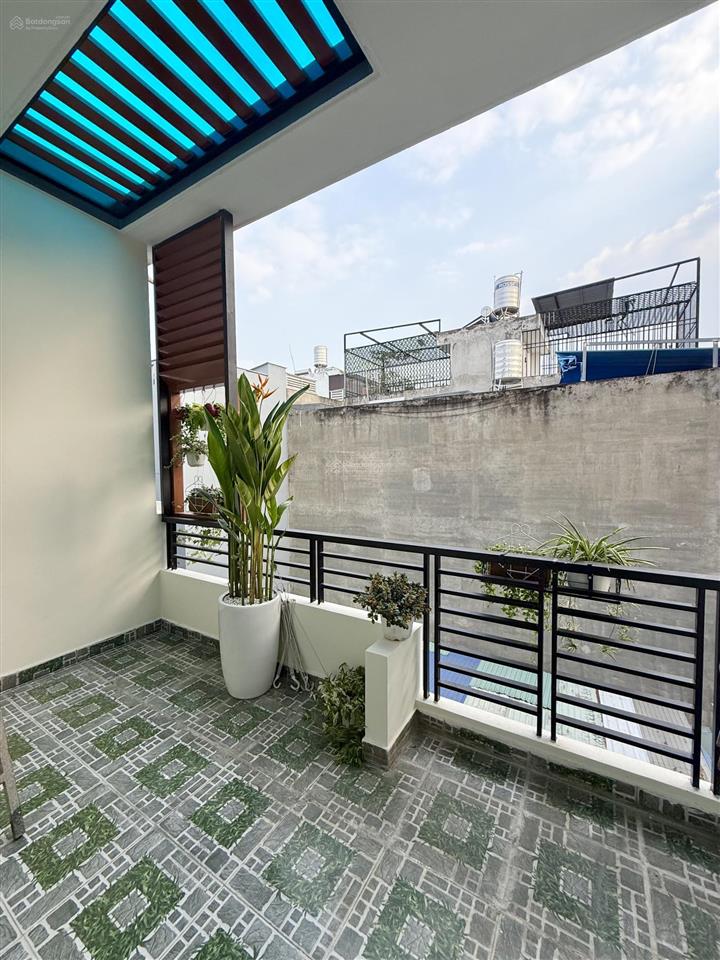 Chính chủ nhà 3 tầng ngay vạn phúc city, ngay bờ sông mát mẻ