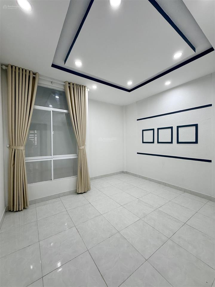 Chính chủ nhà 3 tầng ngay vạn phúc city, ngay bờ sông mát mẻ