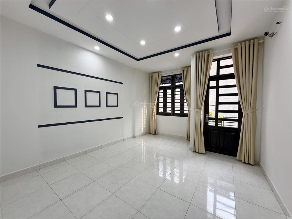 Chính chủ nhà 3 tầng ngay vạn phúc city, ngay bờ sông mát mẻ