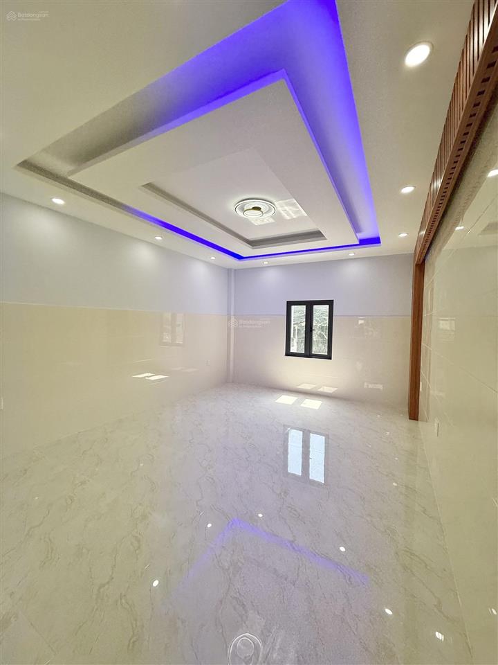 Chính chủ nhà 4 tầng ngay khu biệt thự bờ sông vạn phúc city, trường cấp 3 hiệp bình phước